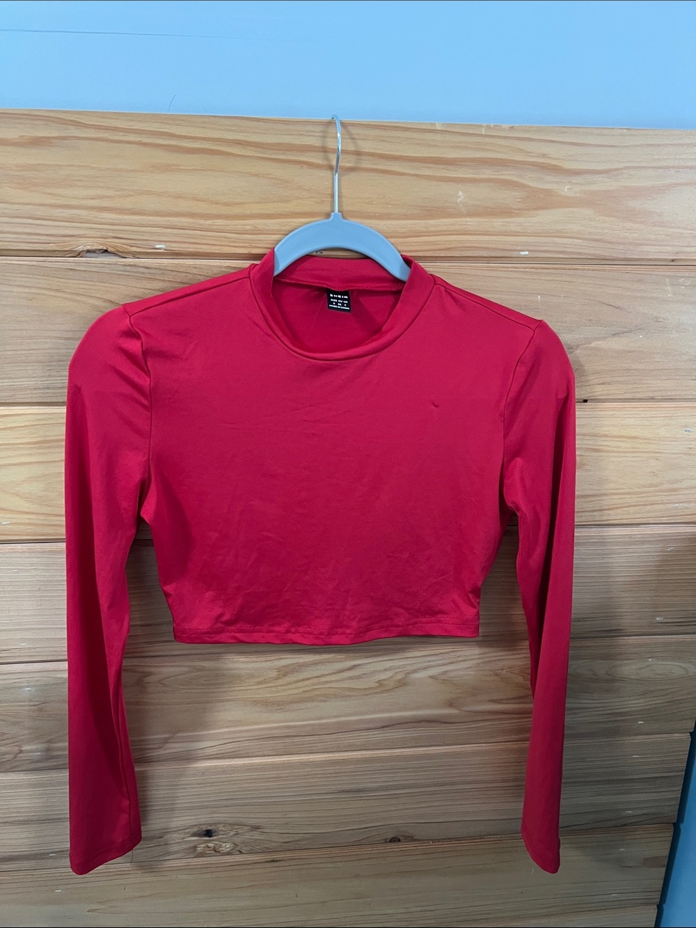 SHEIN Red Long-Sleeve Fitted Crop Top